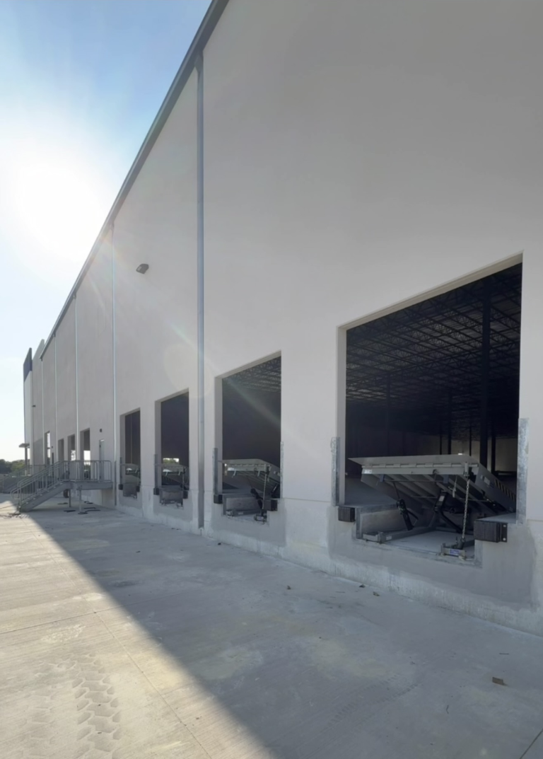 LoadingDock1