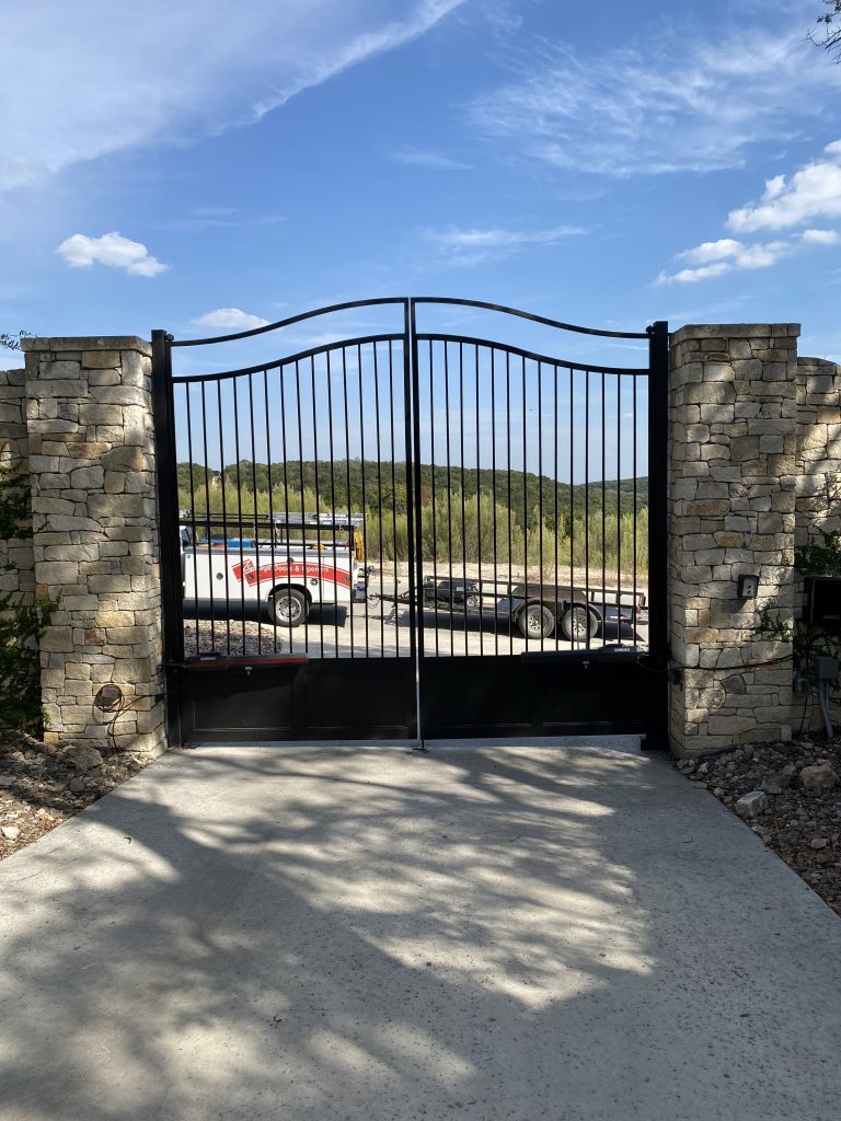 Gates 001