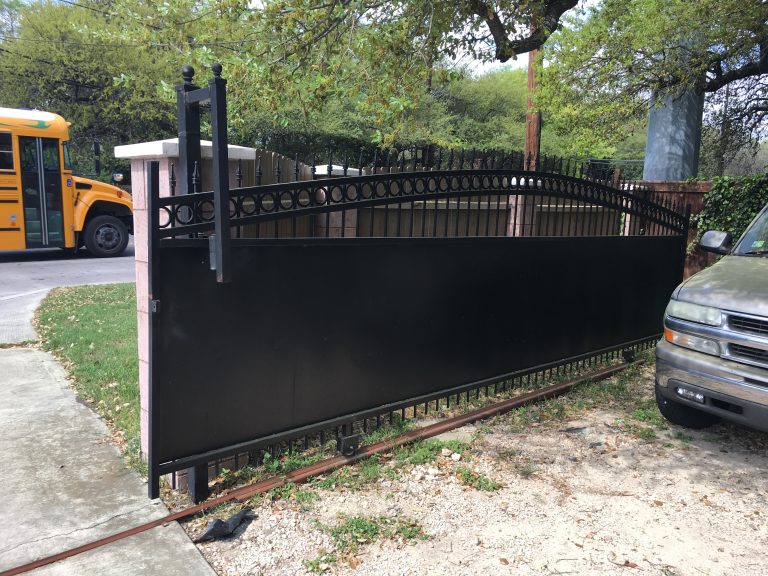Gates 012
