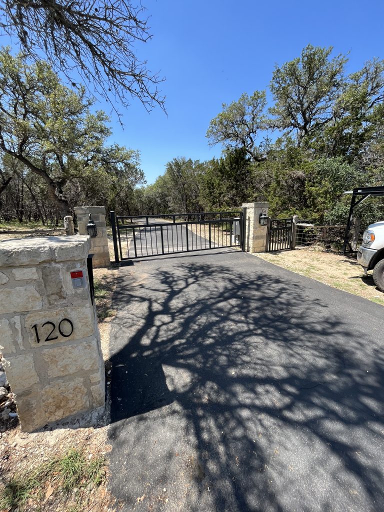 Gates 017