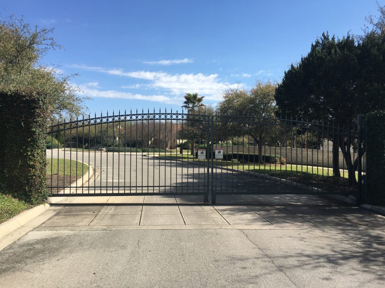 Gates 028