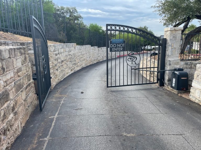 Gates 039