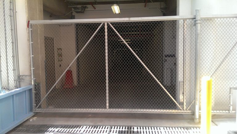 Gates 043