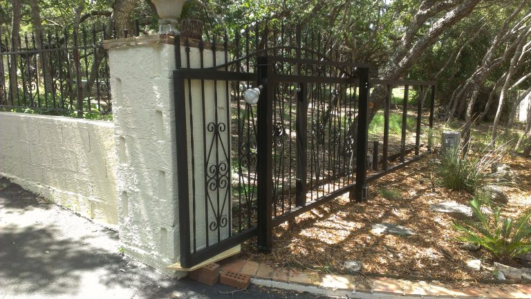 Gates 046