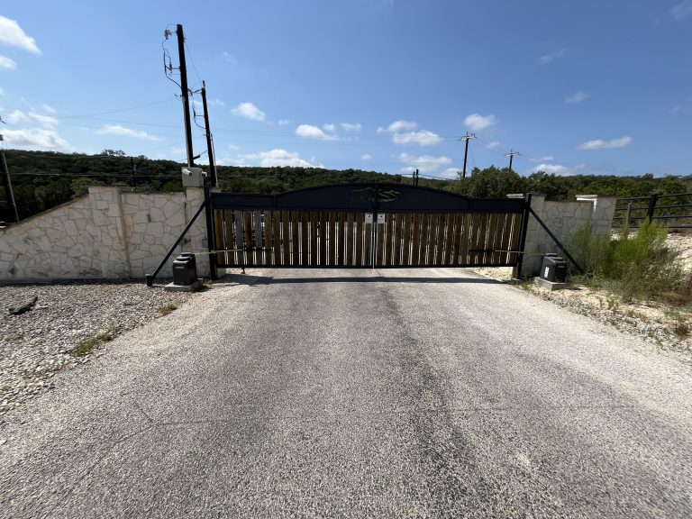 Gates 046