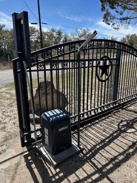 Gates 062