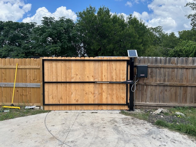 Gates 065