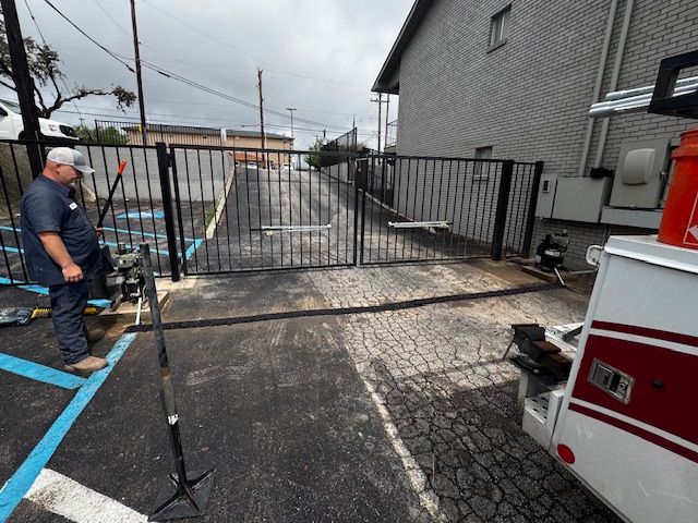 Gates 067