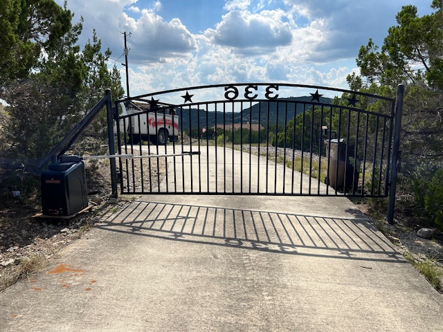 Gates 079